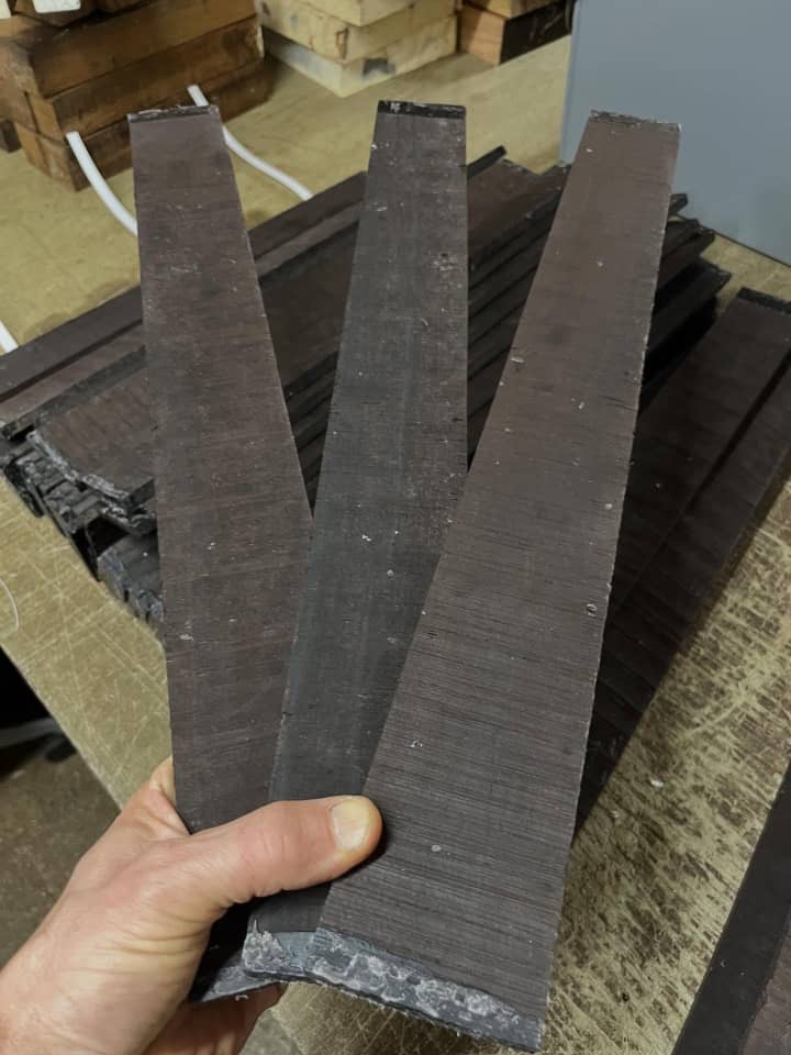 JET BLACK EBONY 